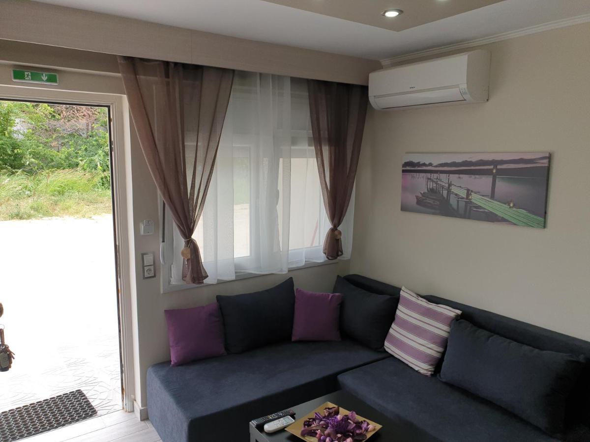 Luxrooms Ofrínion Dış mekan fotoğraf